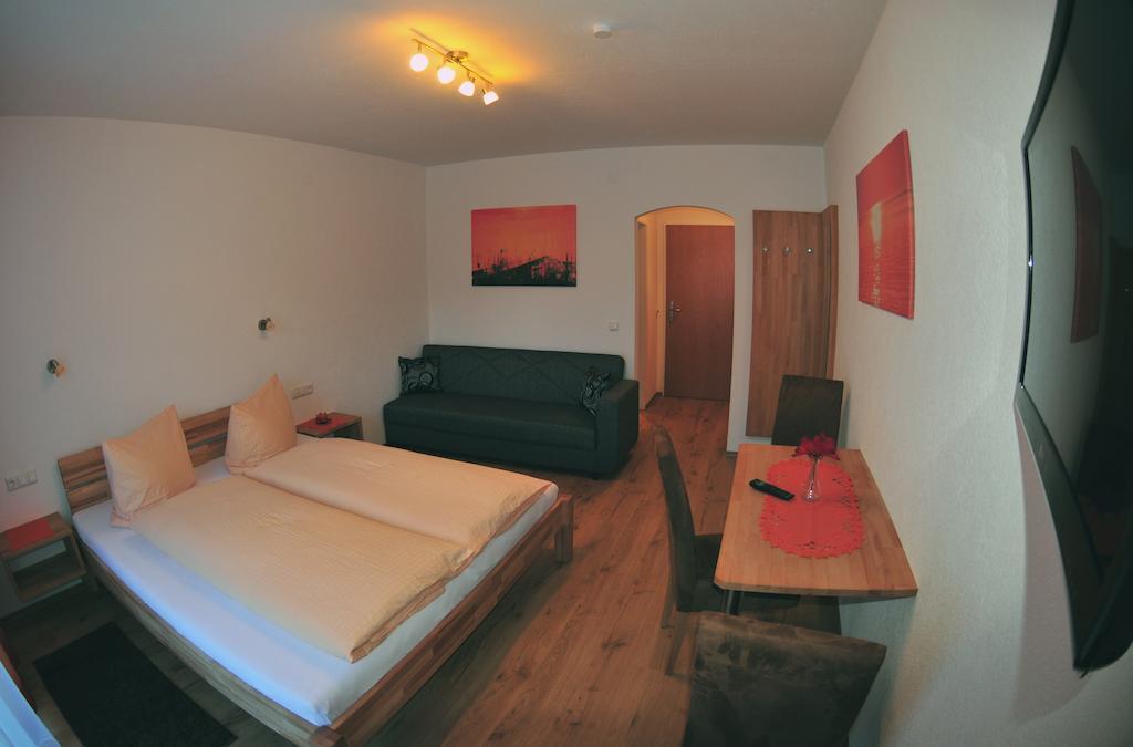 Haus Scheiber Hotel Sankt Jakob in Defereggen Quarto foto